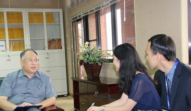 “岳青山:毛主席70年前如何指揮中英長江炮戰及應對丘吉爾“要派航母報復”的叫囂?” “岳青山:毛主席70年前如何指揮中英長江炮戰及應對丘吉爾“要派航母報復”的叫囂?”