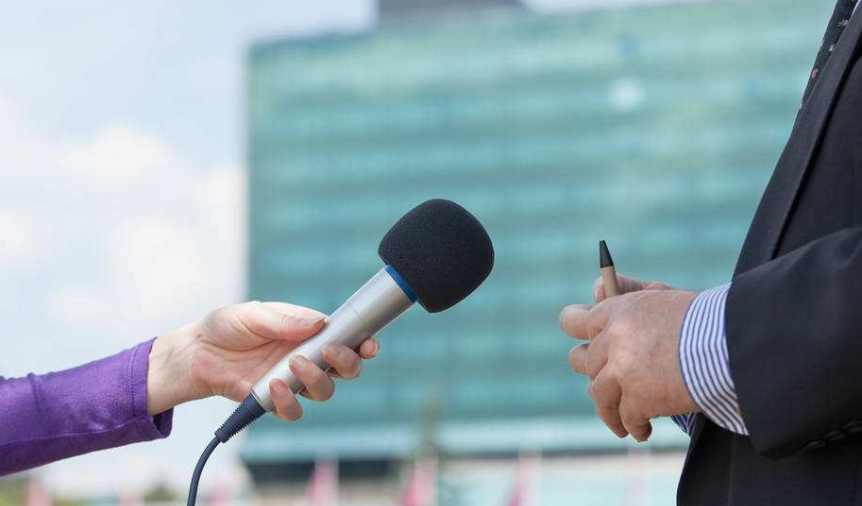 “司馬南:美國好處集團正在玩著冒險的游戲” “司馬南:美國好處集團正在玩著冒險的游戲”